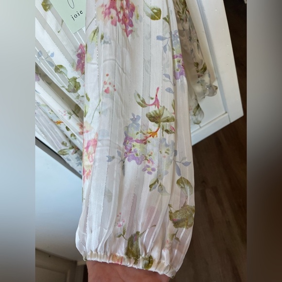 NWT Joie White Floral Blouse with Tie-Neck - Picture 8 of 9